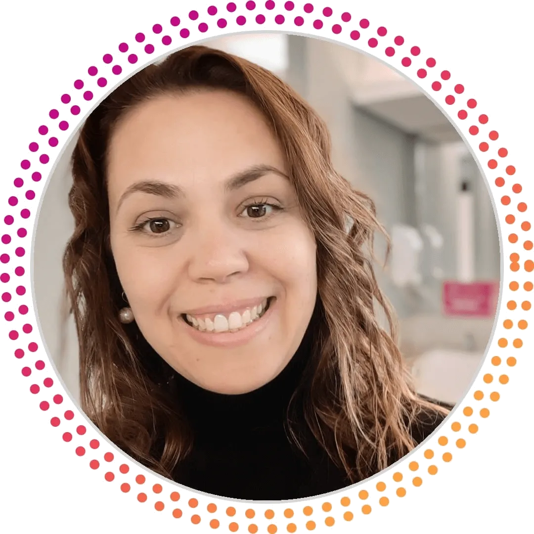 Enfermeira Especialista em Tratamento de Feridas Elaine C. Ferreira